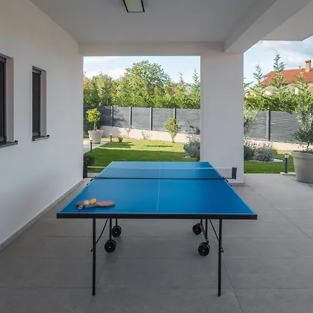 Ferienhaus Jacuzzi And Sauna Labin (Istria)