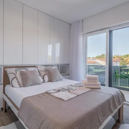 Cozy In With House A Panoramic View Labin (Istria)
